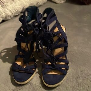 Espadrilles Indigo Rd Haylei Navy Blue Wedge Sandals Heels size 7